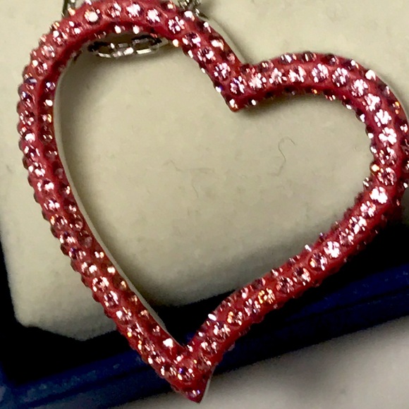 Authentic Swarovski big heart necklace - Picture 2 of 10